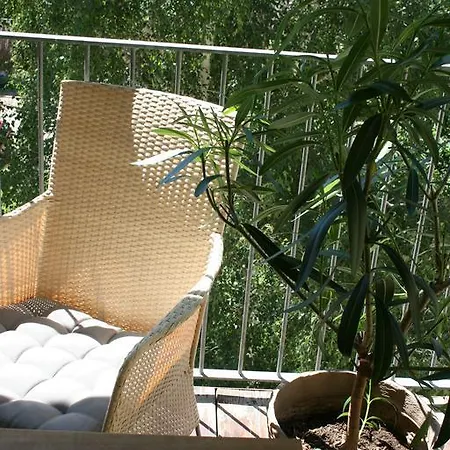 Wohlfuehlen Mit Grossem Balkon *