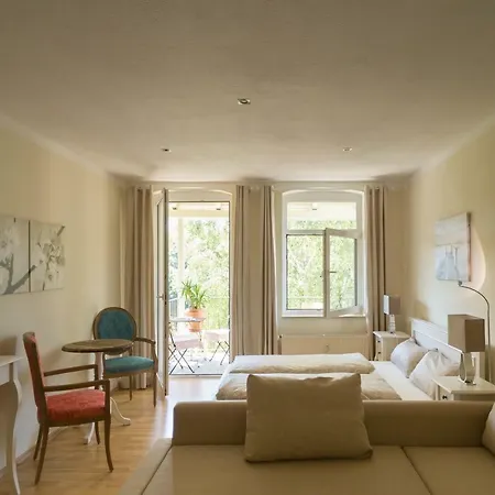 Apartment Wohlfuehlen Mit Grossem Balkon *