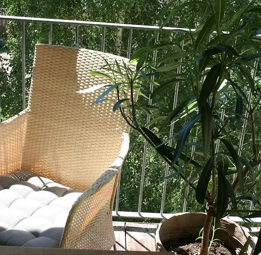 Wohlfuehlen Mit Grossem Balkon *